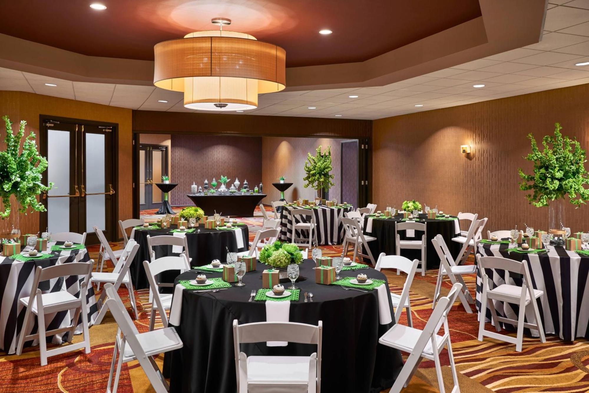 Four Points By Sheraton Milwaukee North Shore Brown Deer Esterno foto